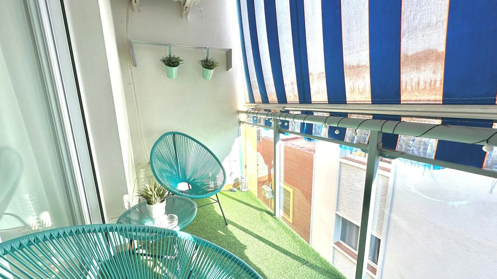 Pla - Bonito Apartamento Con Terraza Torremolinos 0*,  Spain